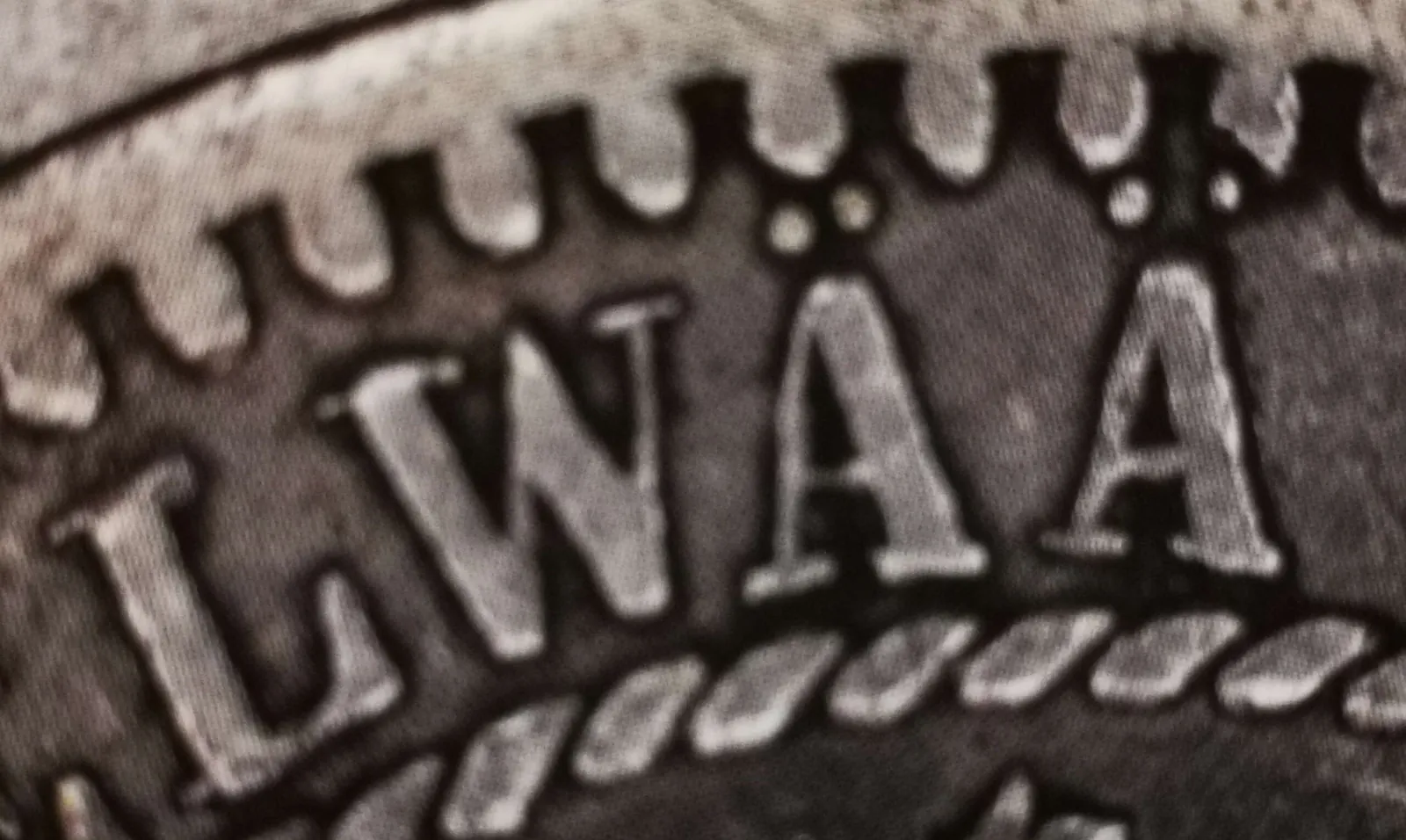 1 markka 1865 variantti 3.6.2 Än pisteet