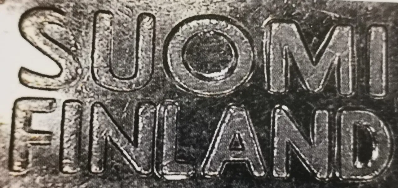 10 penniä 1990 variantti 1.3 tunnuspuoli